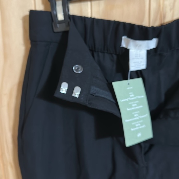 NWT H&M Women's Black Dress Pants - Picture 4 of 5